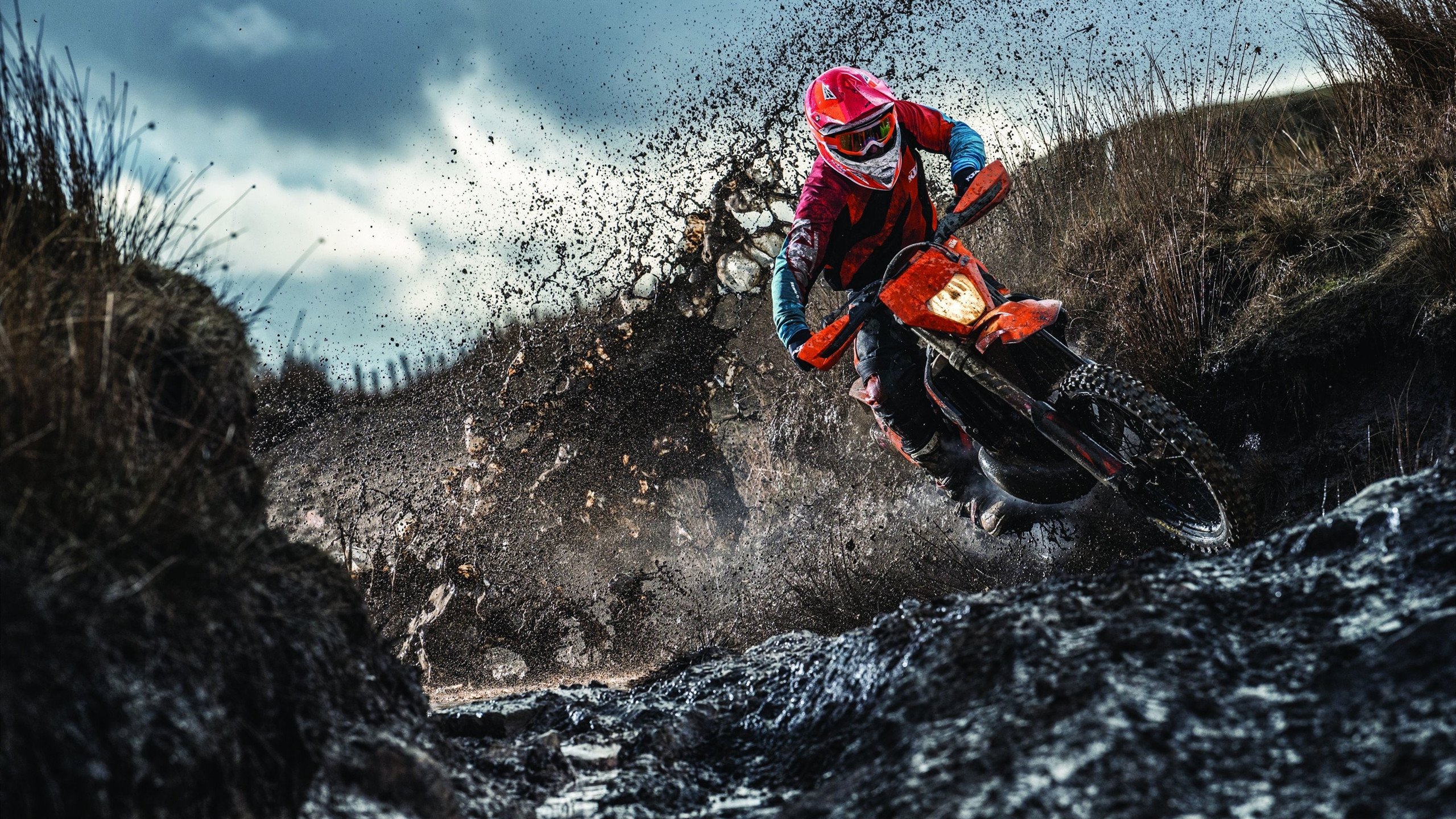 英超经典对决，战术调整和精彩瞬间轮番出现，英超精华集锦